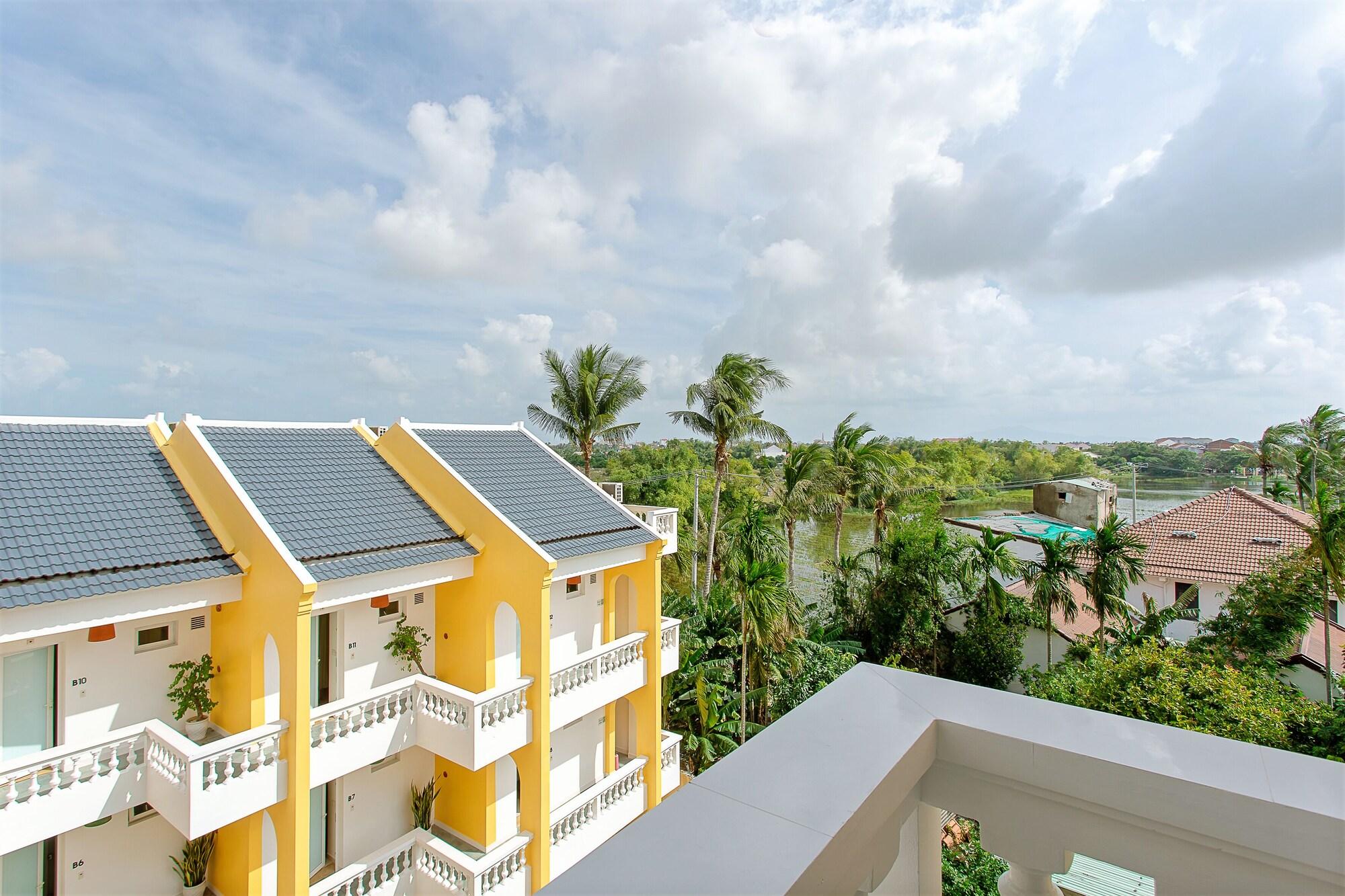 Hoi An Aurora Riverside Hotel And Spa Exterior photo